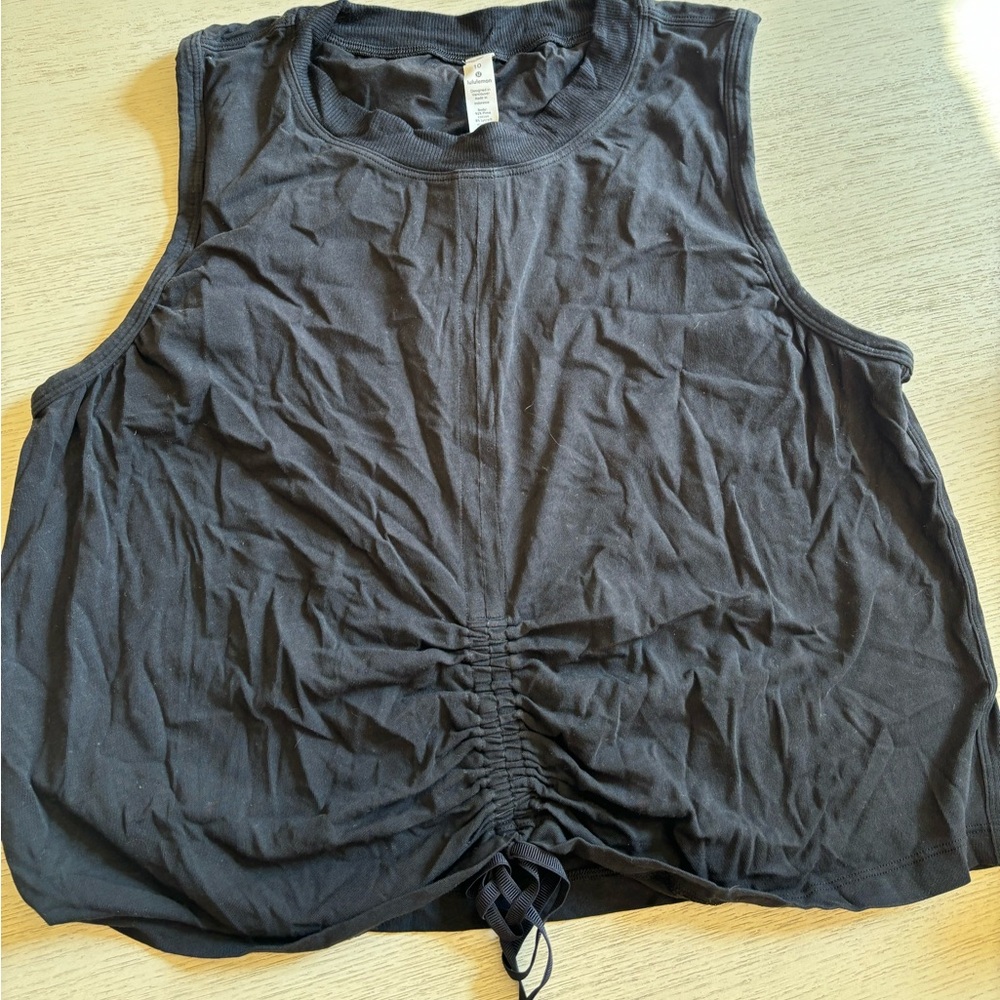 Women’s Lululemon muscle tank